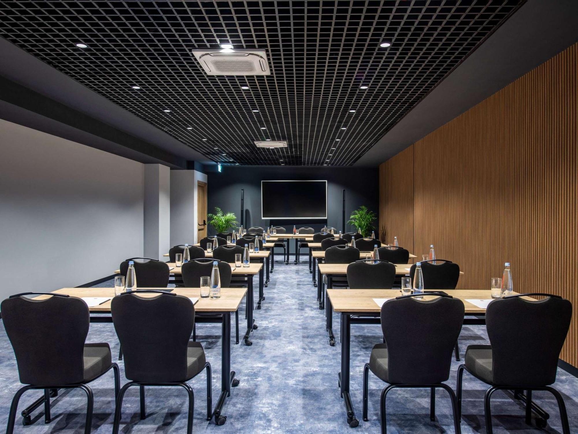 Ibis Tbilisi Airport 호텔 외부 사진